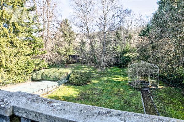 Villa Marianne – Élégance italienne et panorama d’exception à Lucinges