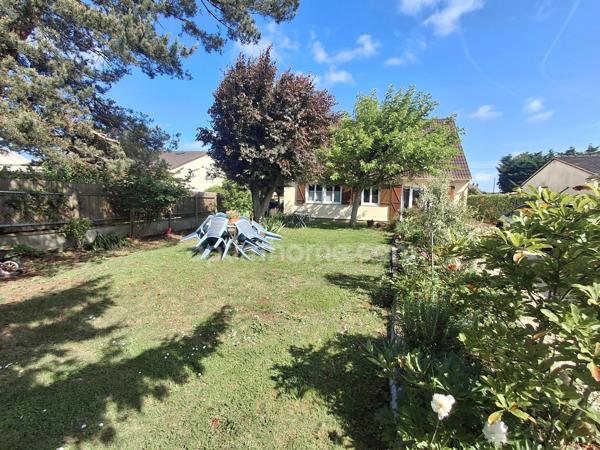 127 m² rénovés avec goût – Vie de plain-pied et jardin clos