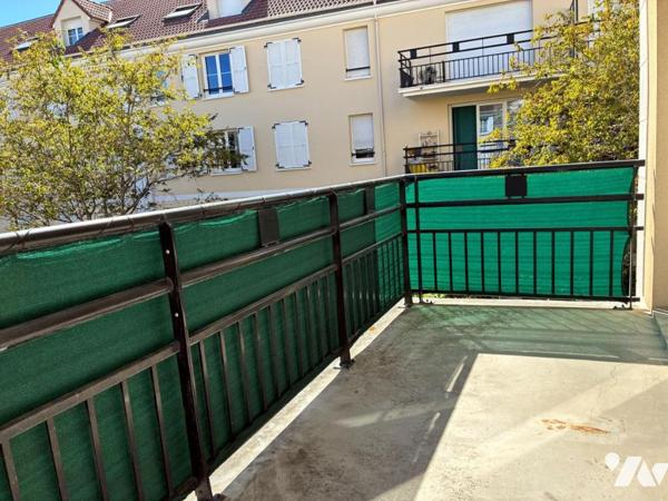 TRAPPES – À PROXIMITÉ IMMÉDIATE DE LA GARE – 3 PIÈCES AVEC BALCON ET DEUX BOX