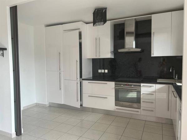 Appartement 3pièces avec double box et parking !