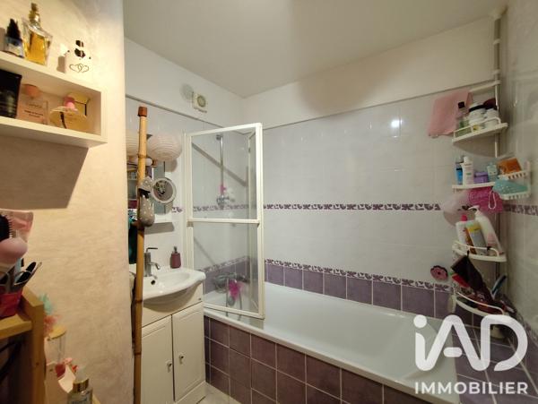 Appartement à vendre 3 pièces 65,37 m² Saint-Jean-de-la-Ruelle
