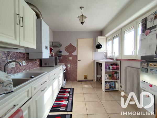 Appartement à vendre 3 pièces 65,37 m² Saint-Jean-de-la-Ruelle