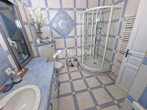 Maison 5 pièce(s) 4 chambre(s) 196 m²