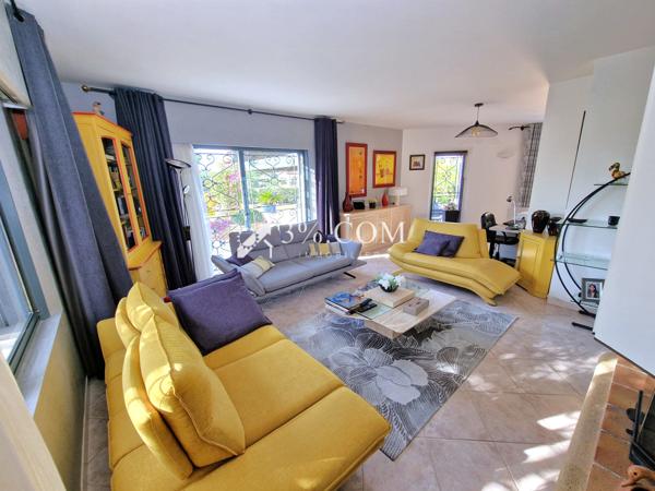 Maison 5 pièce(s) 4 chambre(s) 196 m²