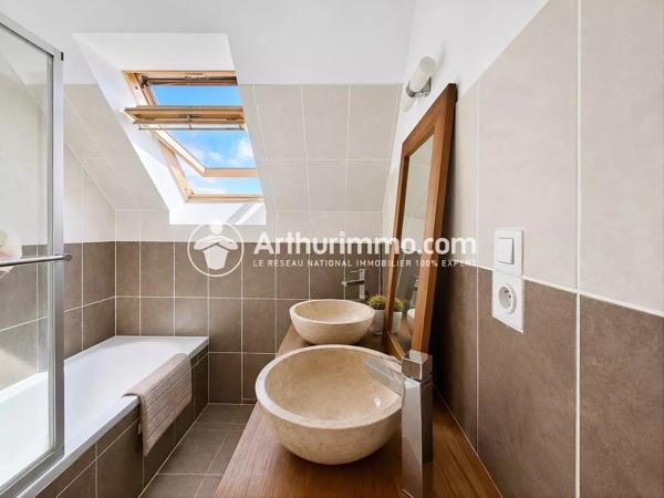 Location                                                      Maison
                        
                     5 pièces                      77 m2                     à Corbeil-Essonnes