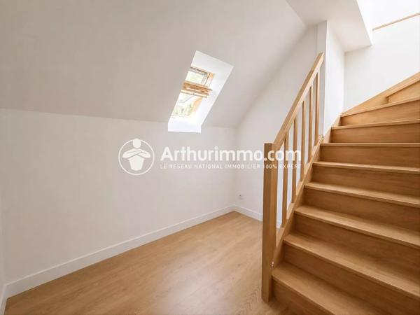 Location                                                      Maison
                        
                     5 pièces                      77 m2                     à Corbeil-Essonnes