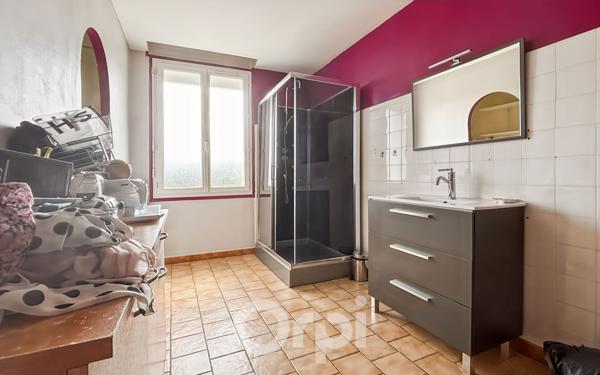 Maison à vendre    3 pièces • 84 m2 La Jonchère-Saint-Maurice