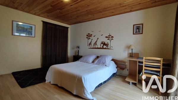 Maison à vendre 9 pièces 243 m² Néré