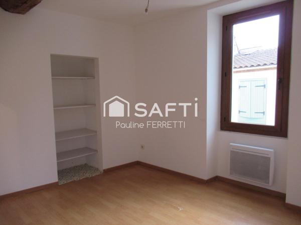 A saisir : 2 appartements (T3/T2) + garage de 100m2