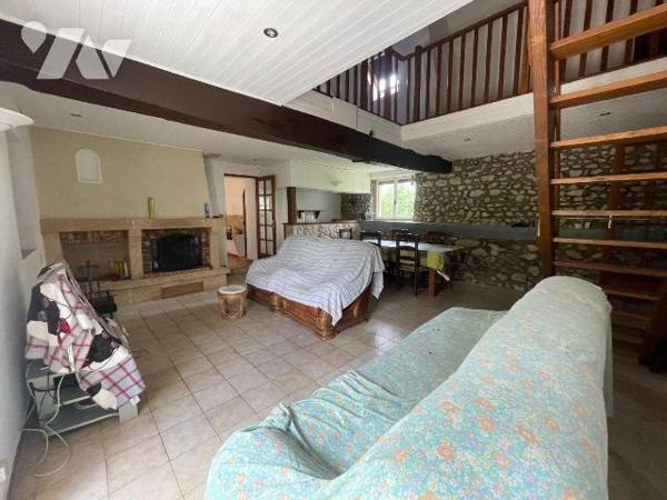 A ACHETER EN CAMPAGNE D'AUTHON DU PERCHE

Une ancienne grange réhabilitée en maison d'habitat...