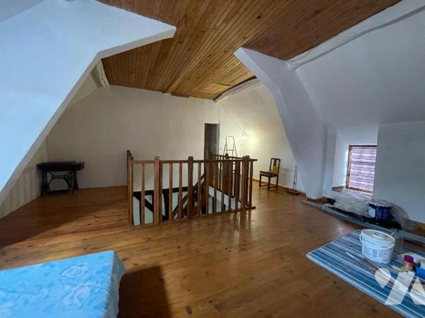 A ACHETER EN CAMPAGNE D'AUTHON DU PERCHE

Une ancienne grange réhabilitée en maison d'habitat...