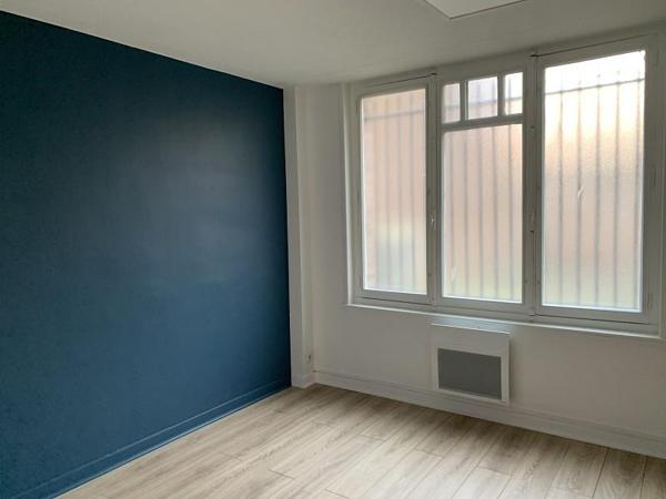 Bureau à Louer à VALENCIENNES 950 €
