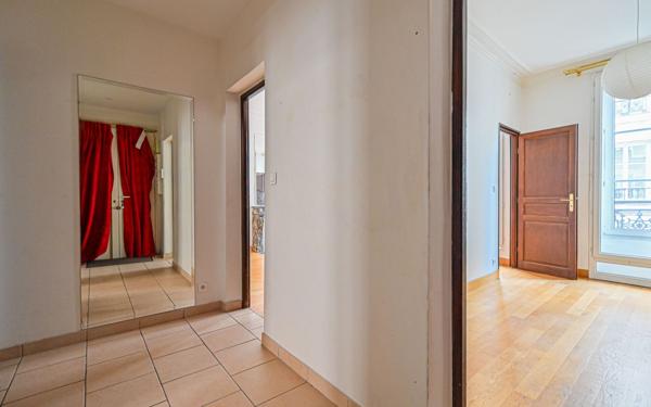 Appartement à vendre    3 pièces • 52,50 m2 Paris 9