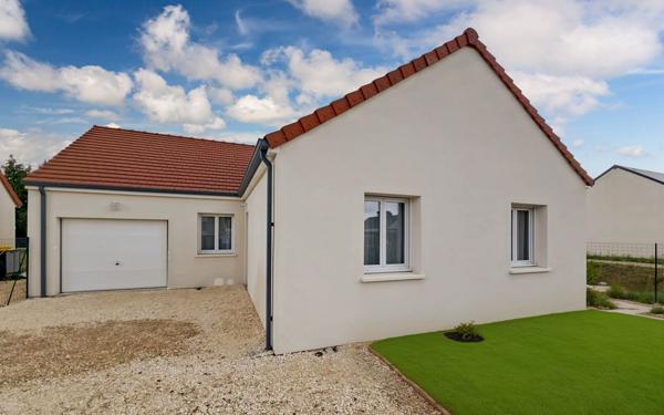 Maison à vendre    4 pièces •  Châteauneuf-sur-Loire