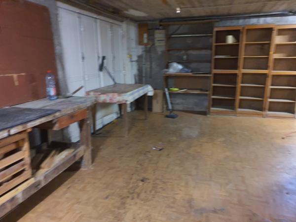 Dpt Vosges (88), à vendre CONTREXEVILLE MAISON T4 sur sous-sol avec CHALET / 1084 m² de TERRAIN