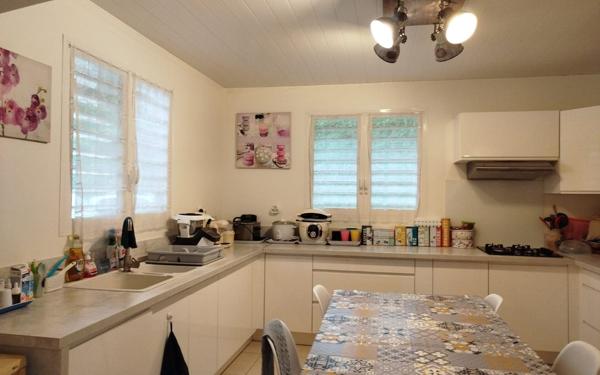 Maison à vendre    5 pièces • 114 m2 Saint-Esprit