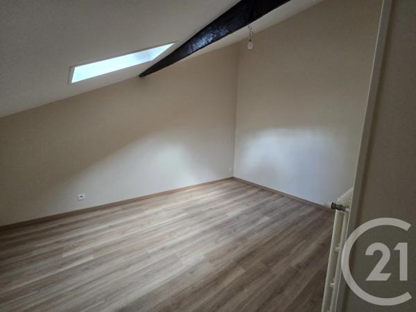 Appartement F3 à vendre  4 pièces - 56,88 m 2   SANCOINS  - 18