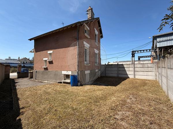 Maison 2 chambre(s) à vendre - Cosne-Cours-sur-Loire, Nièvre - 58