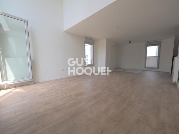 Appartement à vendre de 5 pièces de 122 m²