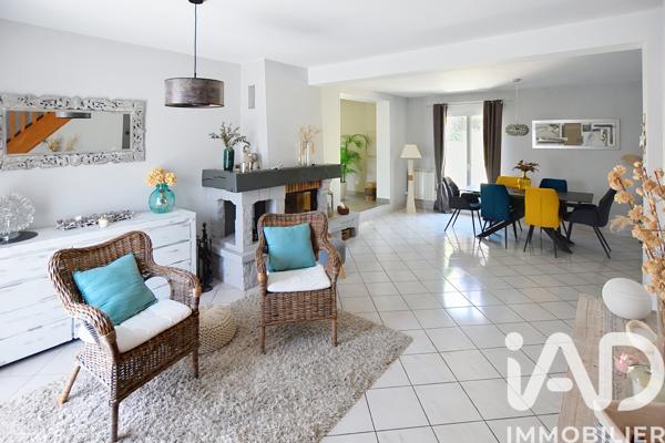 Maison à vendre 7 pièces 143 m² Crécy-la-Chapelle