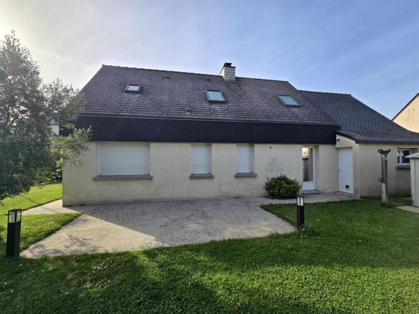 MAISON 110 m² – 2 CHAMBRES et 2 BUREAUX – ROMILLÉ CENTRE