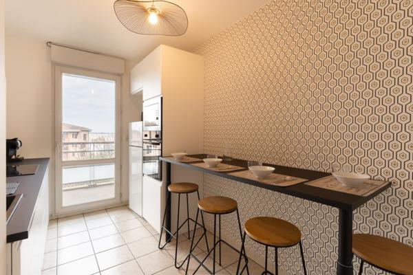 Idéal premiere acquisition. Bel appartement entierement renové à neuf.