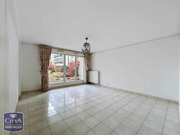 Appartement à vendre 4 pièces 87.9m² Lucé (28110)
