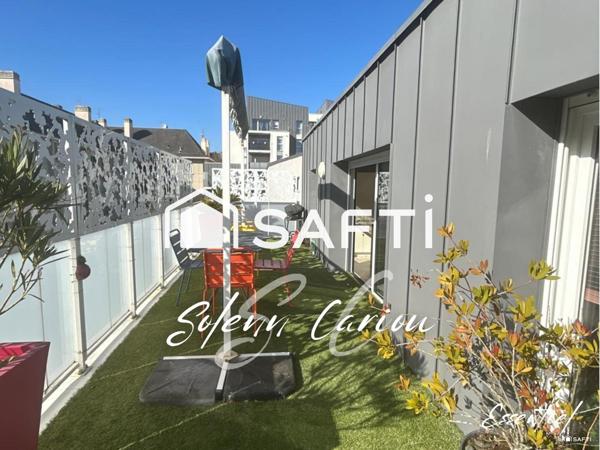 Hyper Centre - dernier étage – terrasse