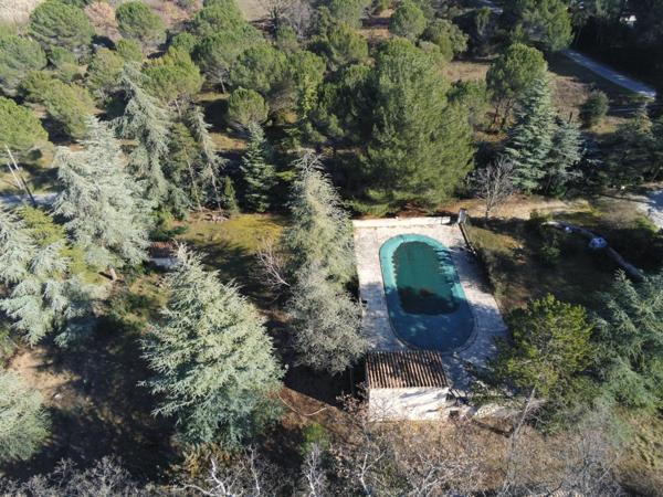 Terrain d’exception avec vue sur le Luberon