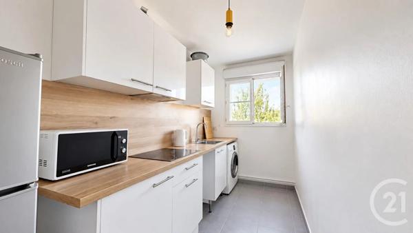 Appartement à vendre  4 pièces - 75,53 m 2   AUBERVILLIERS  - 93