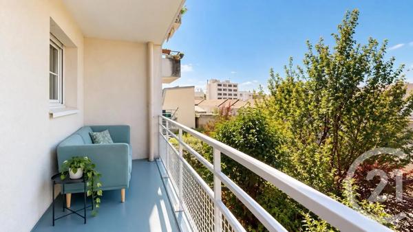 Appartement à vendre  4 pièces - 75,53 m 2   AUBERVILLIERS  - 93