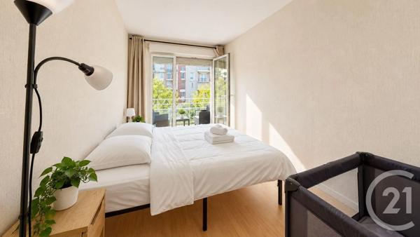 Appartement à vendre  4 pièces - 75,53 m 2   AUBERVILLIERS  - 93