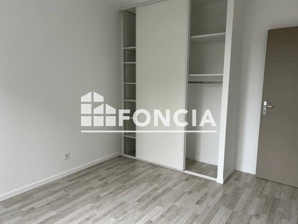 Location Appartement 3 pièces 56.11 m² - 21 RUE BAUDIN Agen 47000