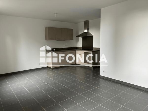 Location Appartement 3 pièces 56.11 m² - 21 RUE BAUDIN Agen 47000