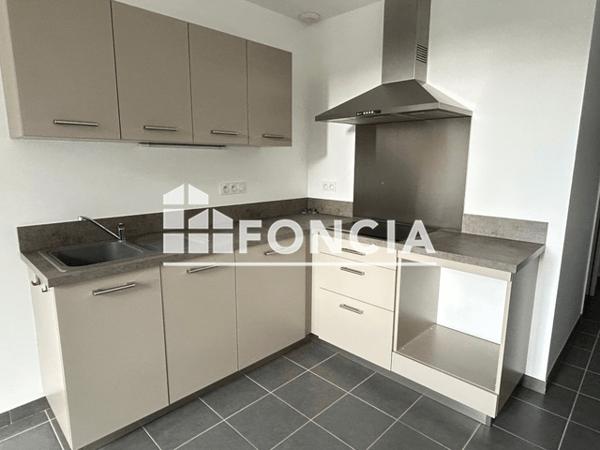 Location Appartement 3 pièces 56.11 m² - 21 RUE BAUDIN Agen 47000