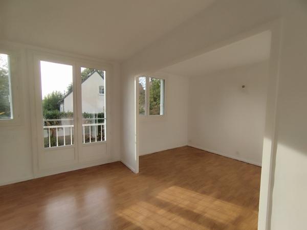 Appartement à vendre 138 320 € Saint-Cyr-sur-Loire 2 p 57 m² DPE E