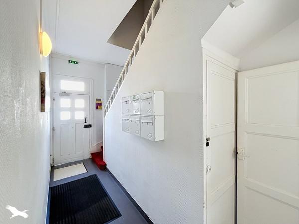 Immeuble à vendre 514 900 € Saint-Pierre-des-Corps 200 m² DPE E