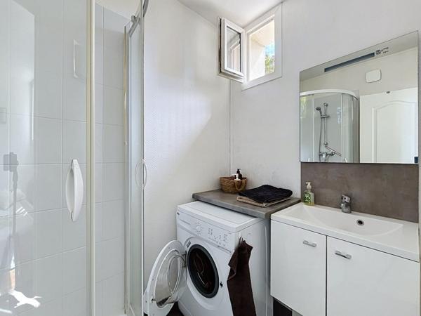 Immeuble à vendre 514 900 € Saint-Pierre-des-Corps 200 m² DPE E