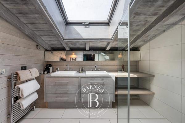 Megève, Chalet 5 Chambres -  382 m² à vendre