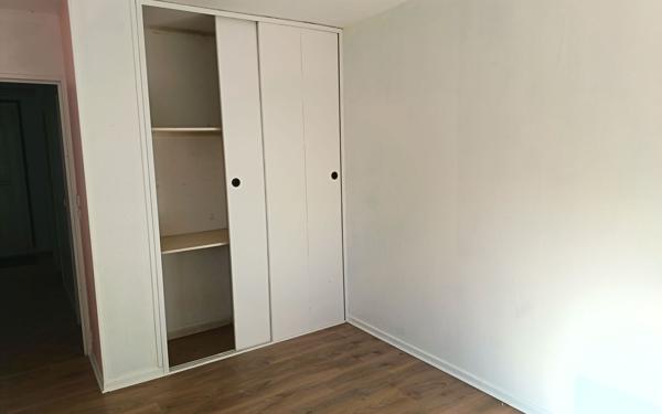 Maison à louer    6 pièces • 141 m2 Belleville-sur-Mer