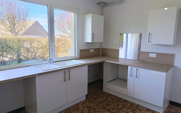 Maison à louer    6 pièces • 141 m2 Belleville-sur-Mer