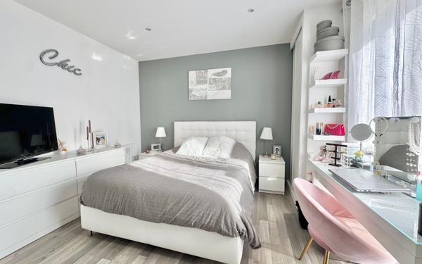 Maison à vendre    4 pièces • 93 m2 Ozoir-la-Ferrière