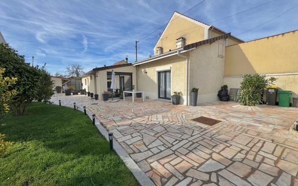 Maison à vendre    4 pièces • 93 m2 Ozoir-la-Ferrière