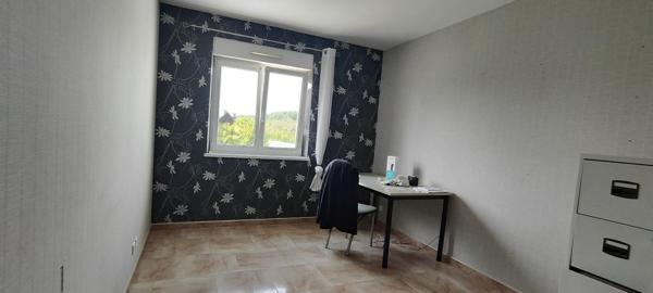 Grande propriété moderne avec piscine
