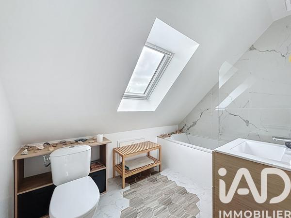 Maison à vendre 5 pièces 124,22 m² Saint-Fuscien