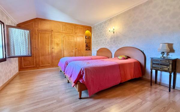 Maison à vendre    5 pièces • 113 m2 Morangis