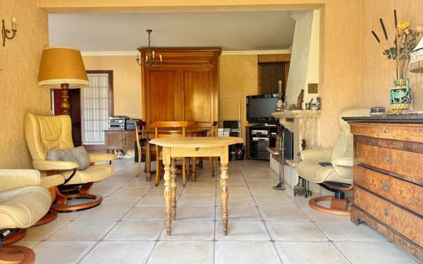 Maison à vendre    5 pièces • 113 m2 Morangis