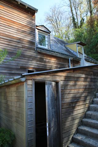 Maison familiale avec grand salon, véranda, terrasse couverte et 2nd logement indépendant