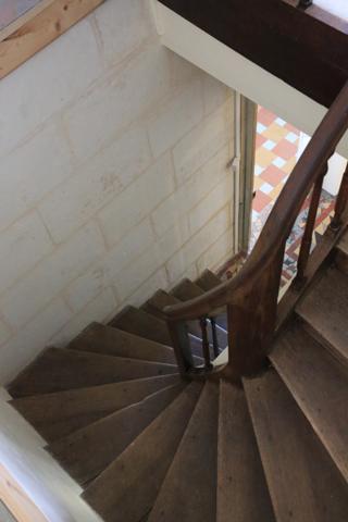 Maison familiale avec grand salon, véranda, terrasse couverte et 2nd logement indépendant