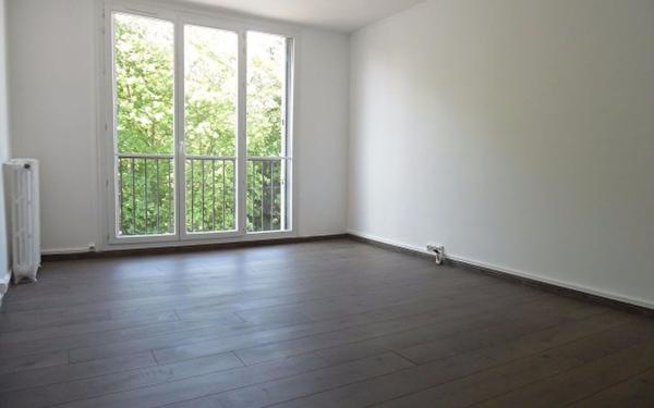 Appartement à louer    3 pièces •  Crosne